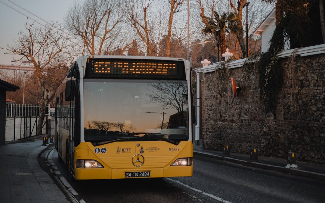När är bussbiljetter som billigast? Så maxar du rabatten